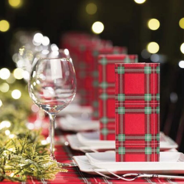 Tablecovers, Napkins & Decorations