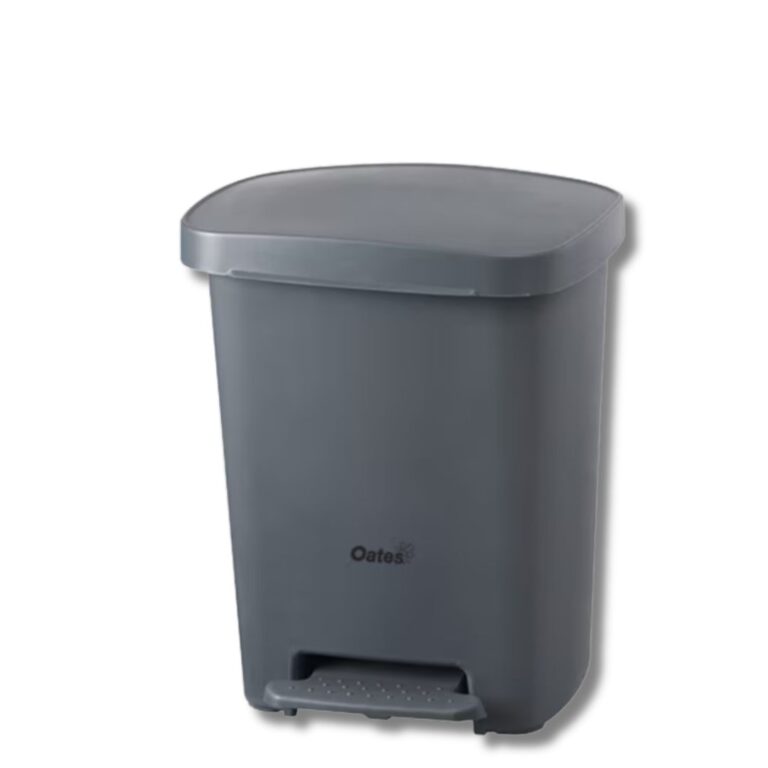Bin with easy to use foot pedal provides effortless operation